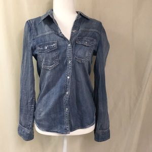 Vanilla Star distressed snap up jean shirt